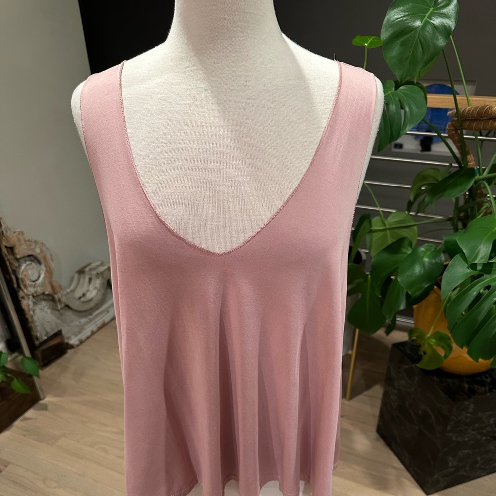 Abound Soft Pink V-Neck Tank Top
